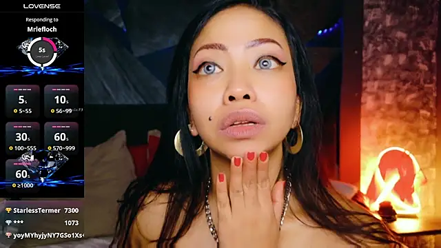 ElyaQuinn's cam snapshot