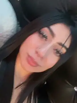 KittyRous live sex cam