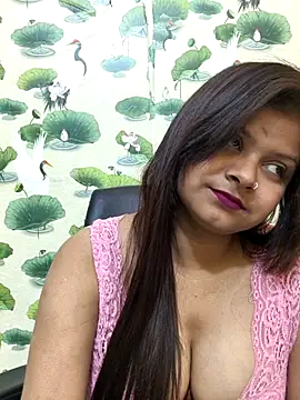 Attractive_Queen_'s cam snapshot