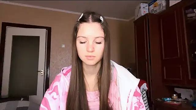 VelvetMax's cam snapshot