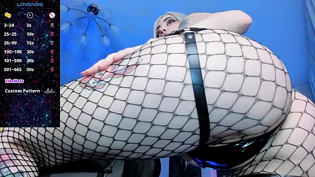 RachelQueen_'s cam snapshot