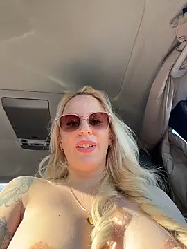 June695_'s cam snapshot