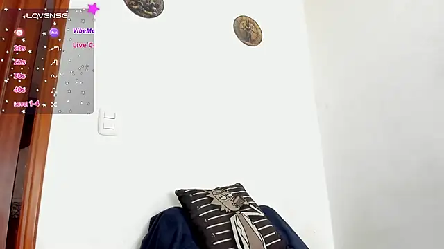 Aron_Baylor's cam snapshot