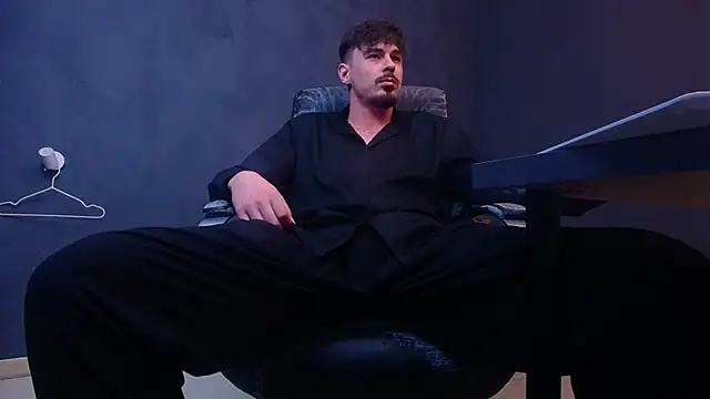 EnzoRace's cam snapshot