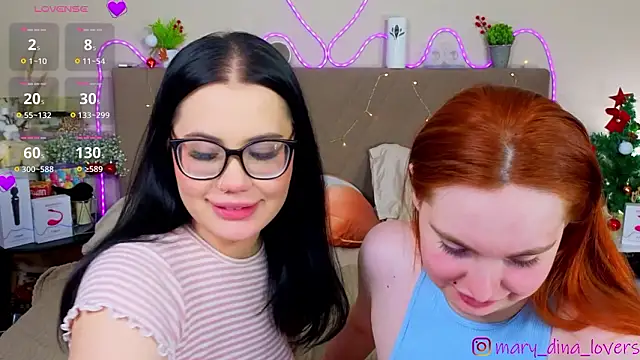 Mary_Dina's cam snapshot