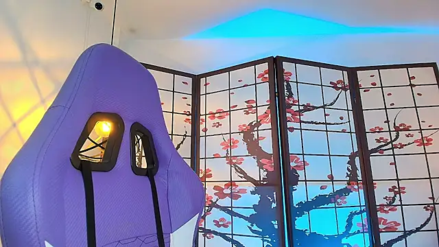 Victoria_Adams14's cam snapshot