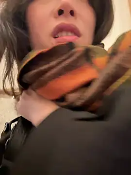 yourkeer live sex cam