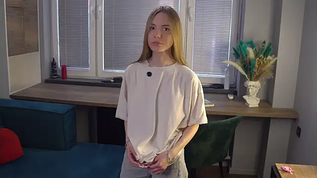 FranciscaGaring's cam snapshot