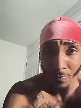 Foxdaguy live sex cam