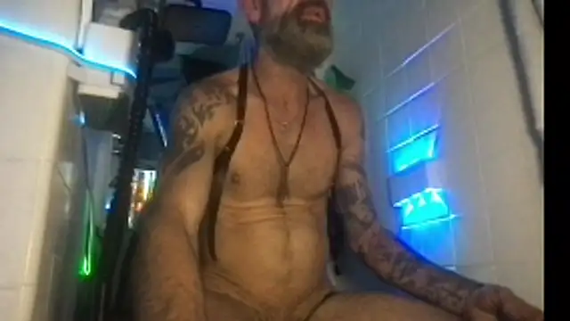 HandyBro live sex cam