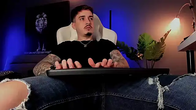 uptomatty live sex cam