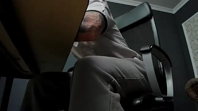 BrianHunts live sex cam