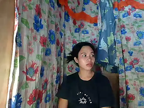 PinaySkinnyGirl live sex cam