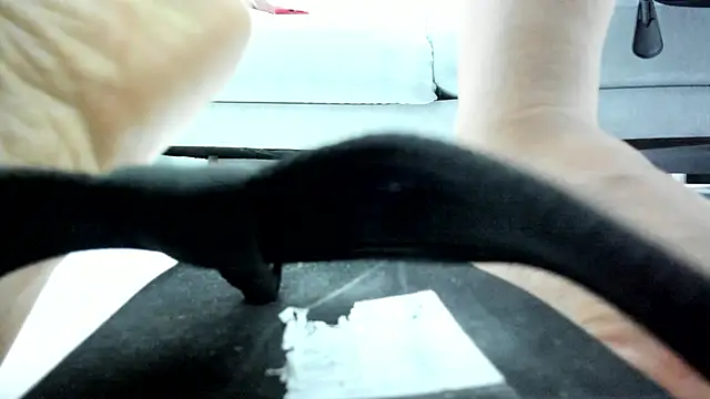 Adele_Sweett live sex cam