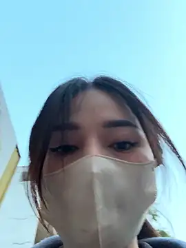 Linh_2004 live sex cam