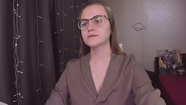 MissBrightShine live sex cam