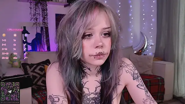 Lollyshy live sex cam