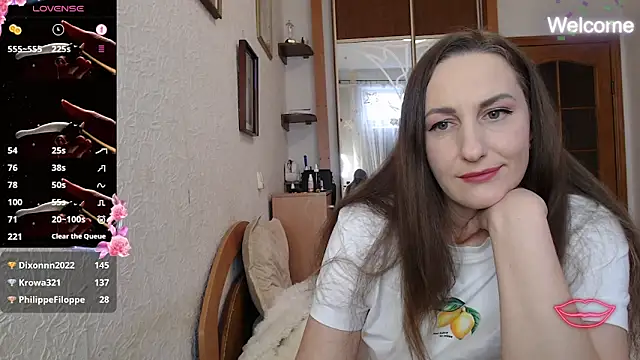 Yevgeshka-Milashka live sex cam