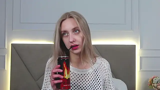 RachaelCute's cam snapshot