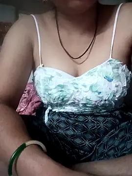 Annuhot143's cam snapshot