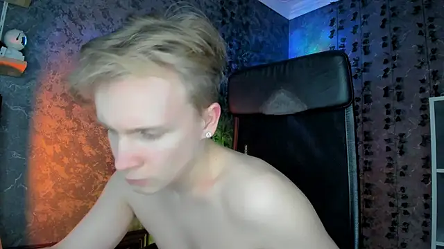 AlexxSweet live sex cam