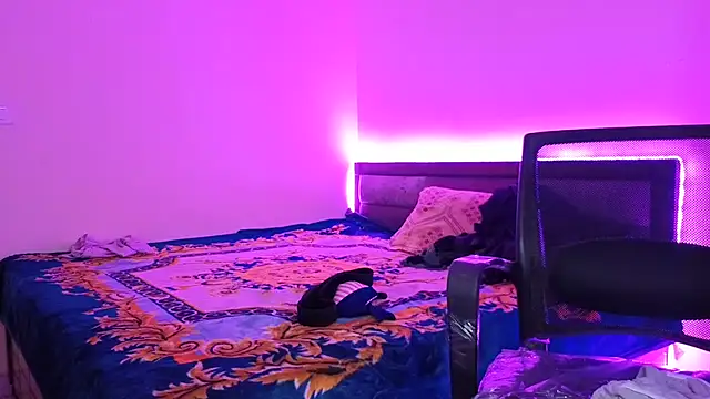 BABY_RANI_'s cam snapshot