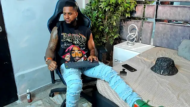 jay_jhonson01 live sex cam