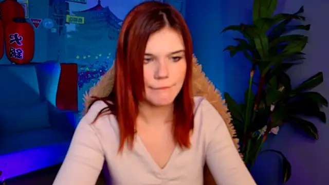 EllieFoxy's cam snapshot