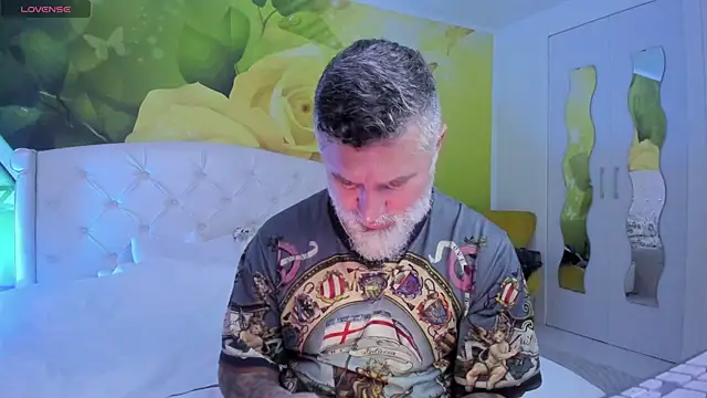 BlowMyXXL's cam snapshot