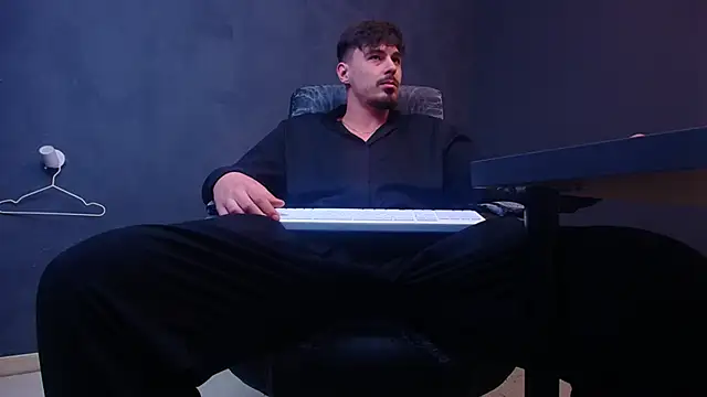 EnzoRace's cam snapshot