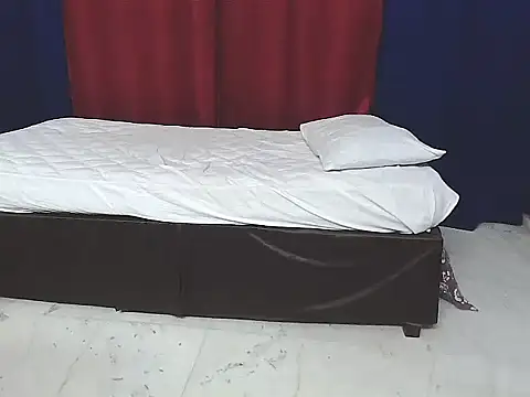 sunitha-3's cam snapshot