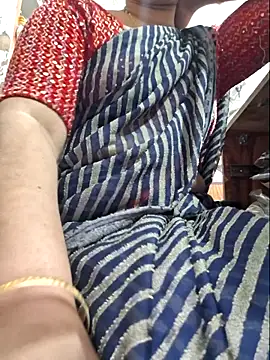 indianhotwife639 live sex cam