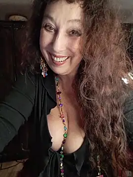 GypsyEsmeralda live sex cam