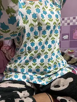 Sandhya_77's cam snapshot