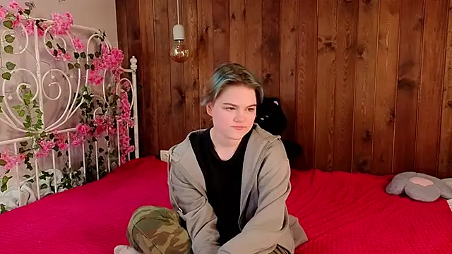 RoyceCamon's cam snapshot