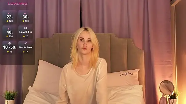 CrystalLili's cam snapshot