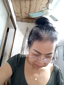 Hotestlove's cam snapshot