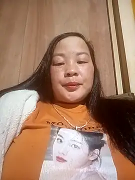 MinaYangon502's cam snapshot