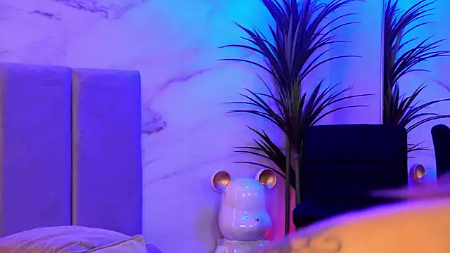 Izabellle02's cam snapshot