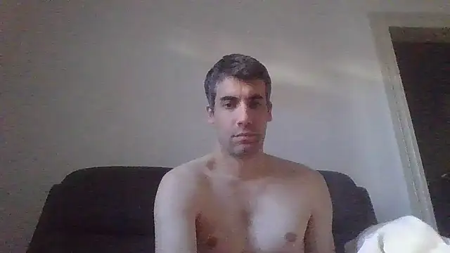 JulioIsHere4you live sex cam