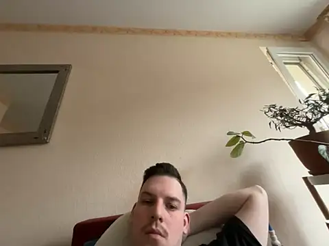 key18cm's cam snapshot