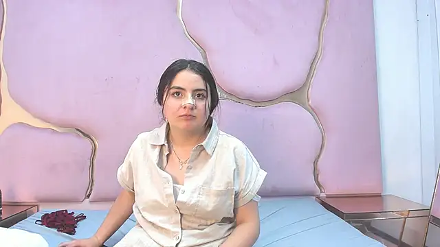 SweatedDelacroix live sex cam