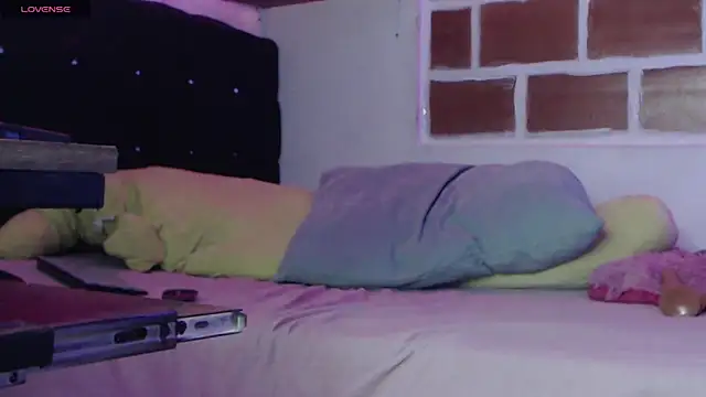 Nikol_Twink live sex cam