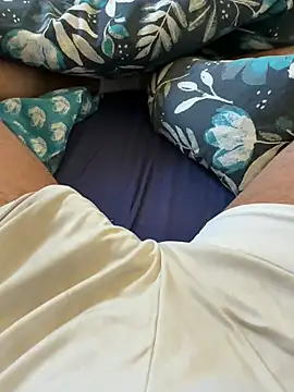 Beurberry19's cam snapshot