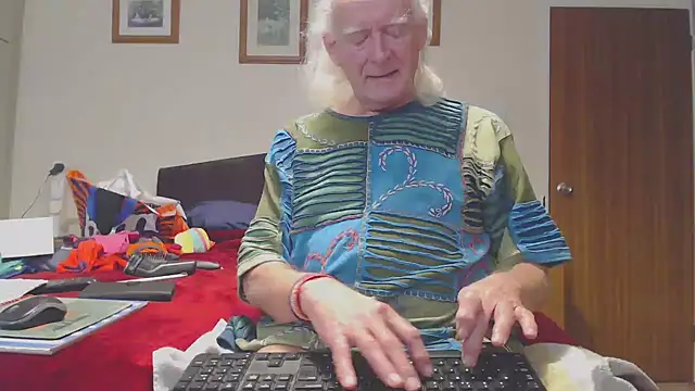 WaverlyKernow's cam snapshot