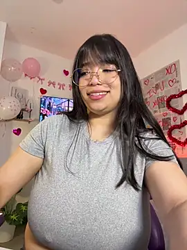 tati_reyess live sex cam