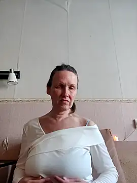 Evelina_cute live sex cam