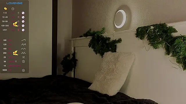 BlushinBloom's cam snapshot