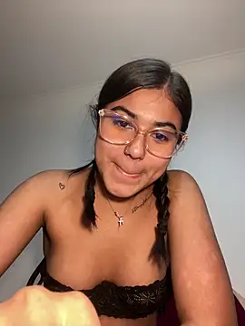 adorablepetite's cam snapshot