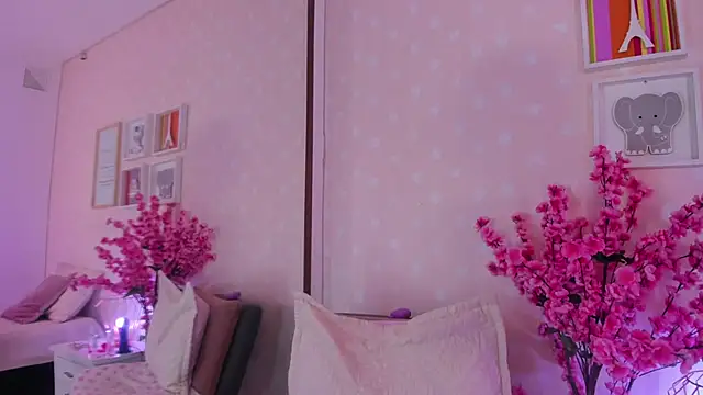 Ashley_Blum_'s cam snapshot